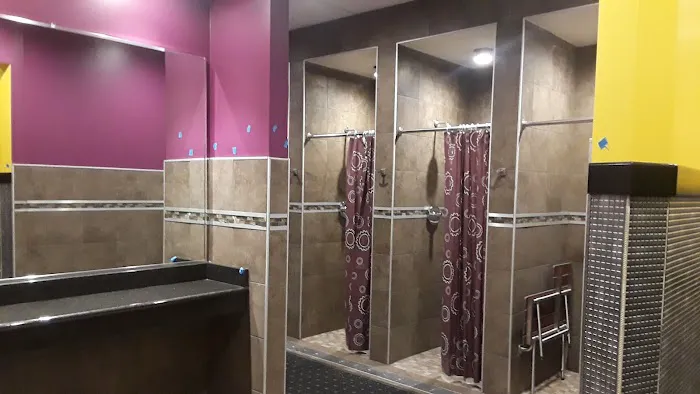 Planet Fitness Picture 6
