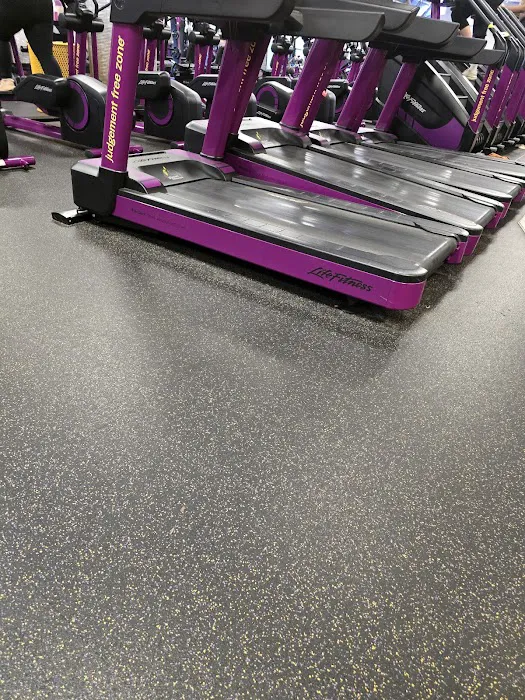 Planet Fitness Picture 1