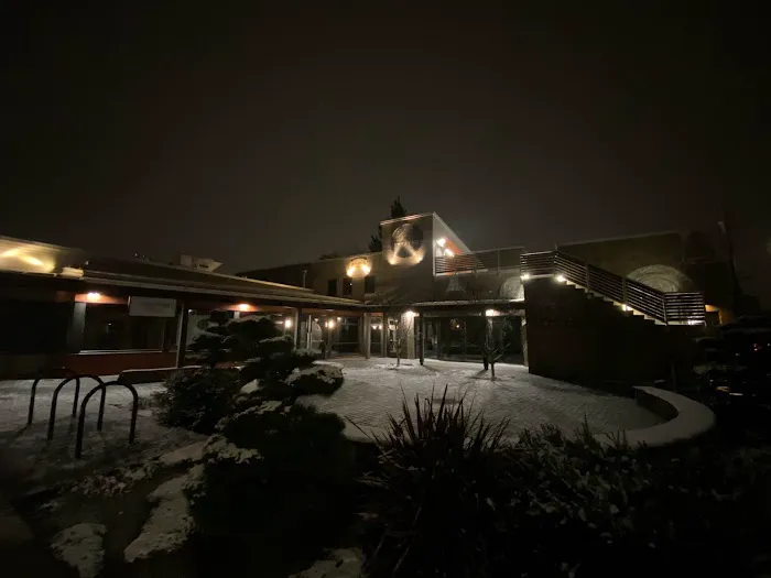 The Breathe Building Picture 10