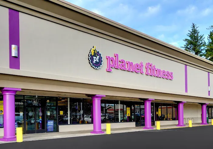 Planet Fitness Picture 9