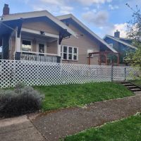 Love Pilates and Yoga ico