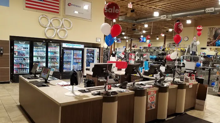 24 Hour Fitness Picture 9