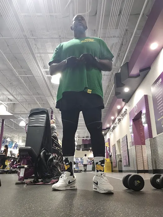 Planet Fitness Picture 4