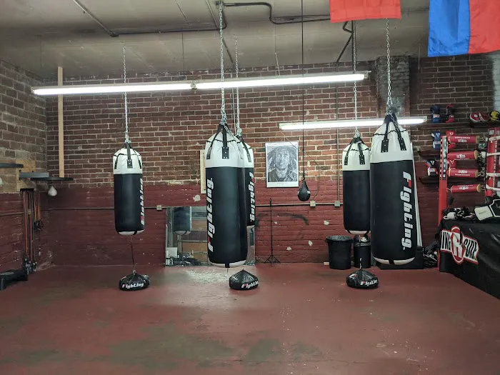 Standing8sgym Picture 2