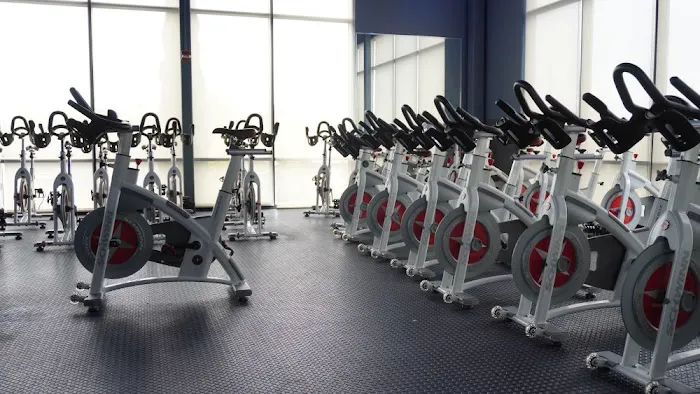 24 Hour Fitness Picture 8