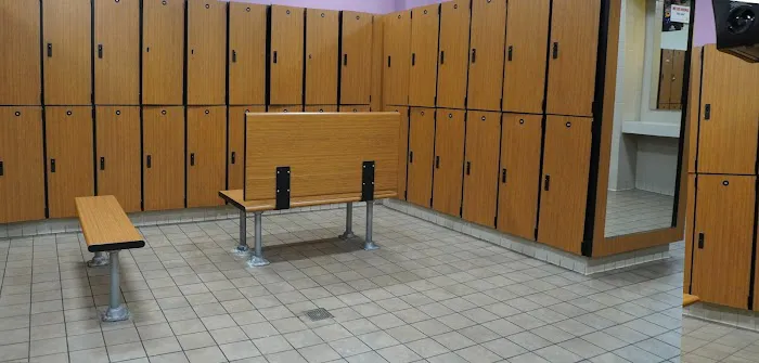 24 Hour Fitness Picture 2