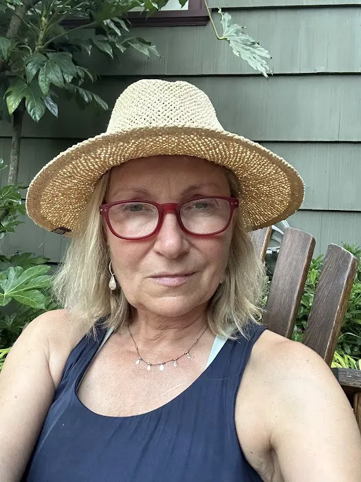 True Move Studio Picture 7