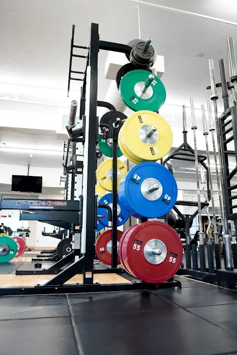 Peak Performance - NE Portland Gym Picture 2