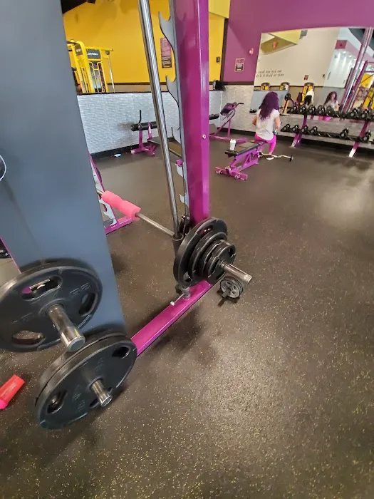 Planet Fitness Picture 10