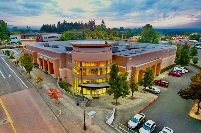 LA Fitness Picture 10