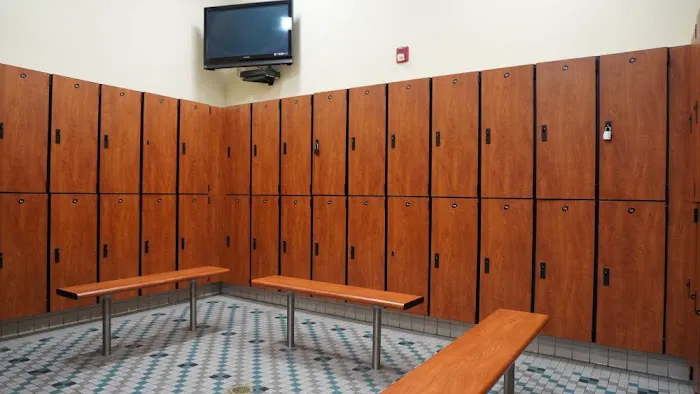 24 Hour Fitness Picture 10