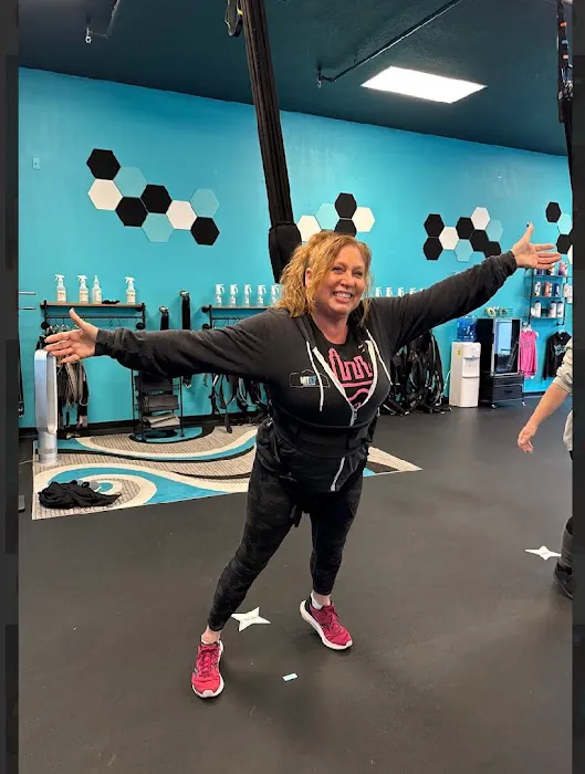 Recoil Bungee Fitness - Vancouver Picture 3