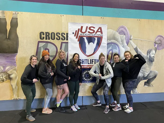 Common Ground Weightlifting Picture 8