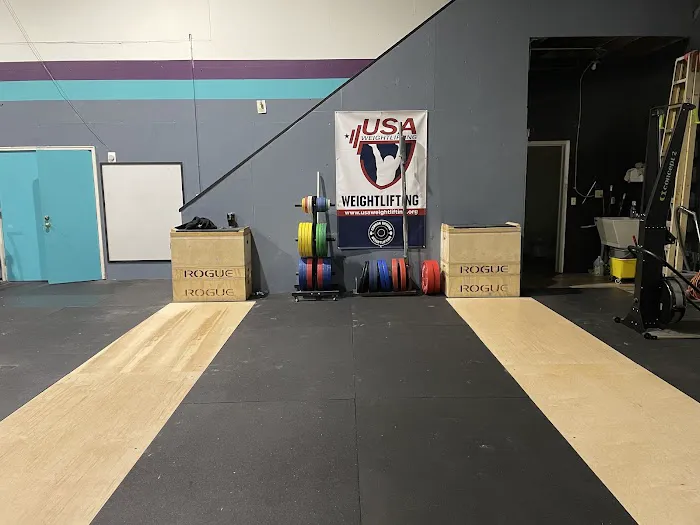 Common Ground Weightlifting Picture 7