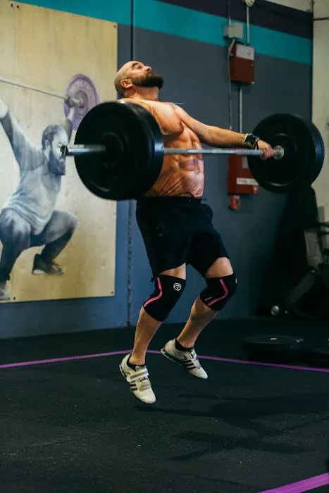 Common Ground Weightlifting Picture 6