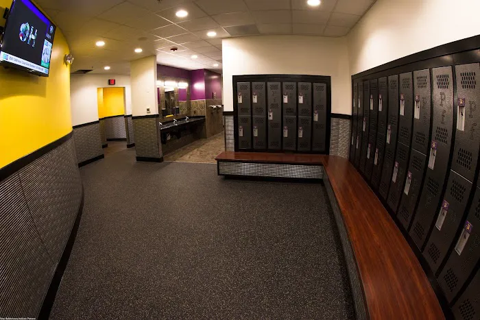 Planet Fitness Picture 7