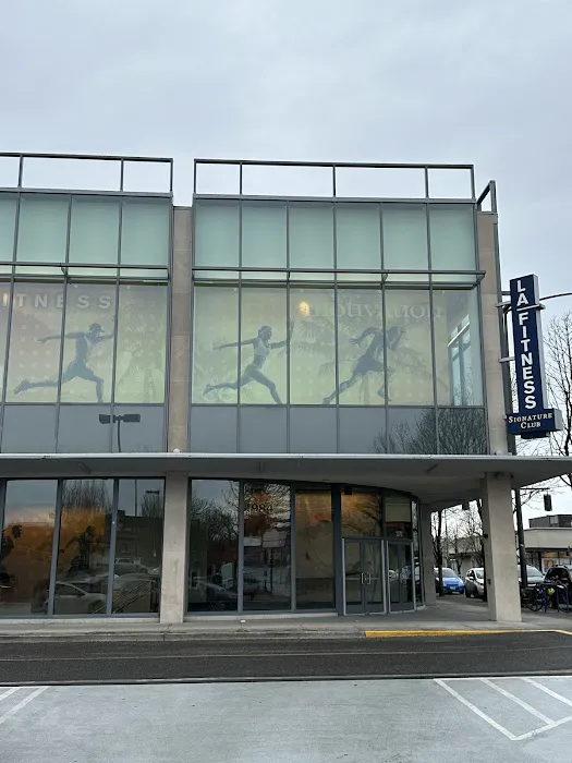 LA Fitness Picture 4