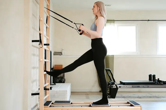 Pilates with Sum Picture 3