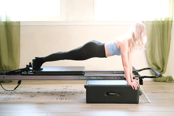 Pilates with Sum Picture 4