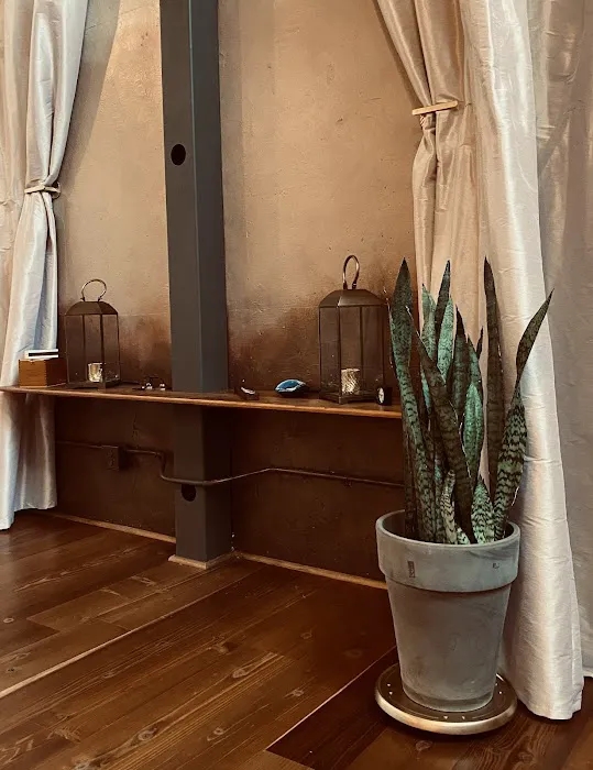 Full Bodied Yoga Picture 3