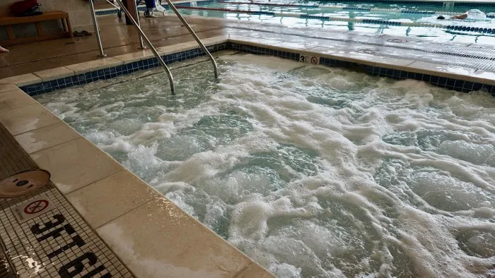 24 Hour Fitness Picture 5