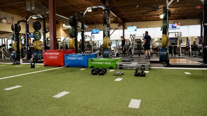 24 Hour Fitness Picture 1