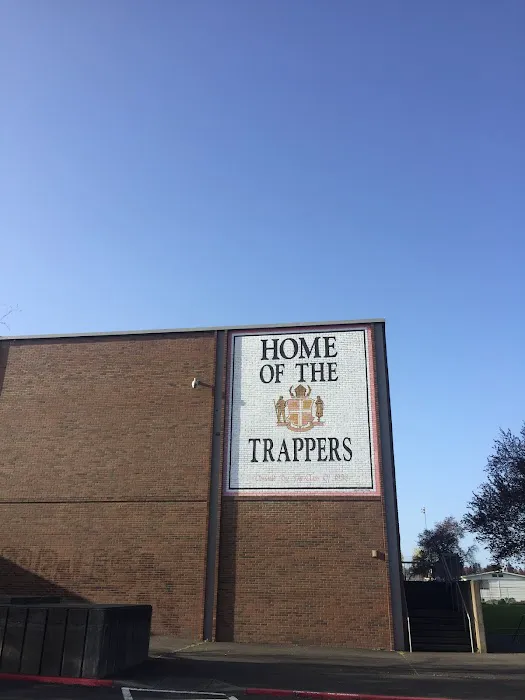 FVHS fieldhouse & upper gyms Picture 1