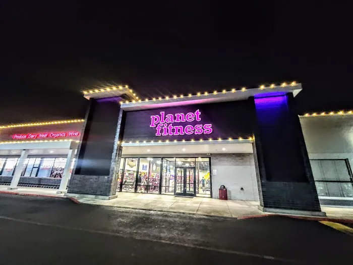 Planet Fitness Picture 5