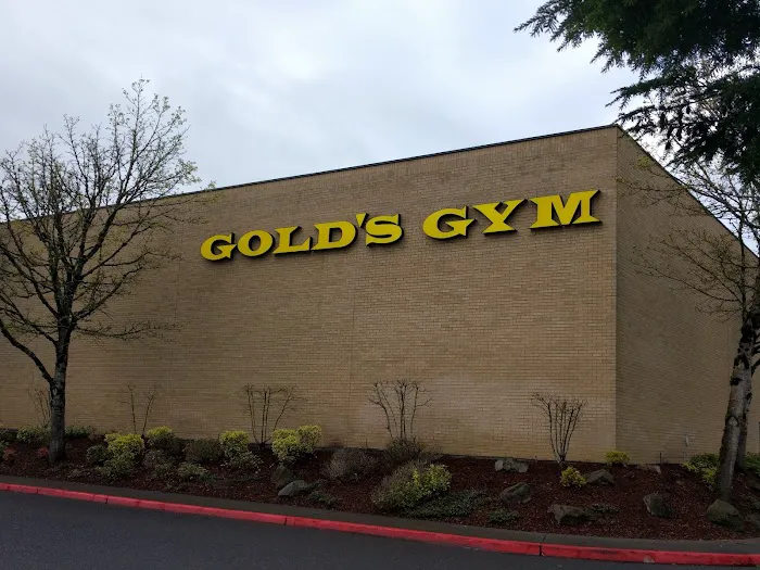 Gold's Gym Vancouver (Vancouver Mall) Picture 8