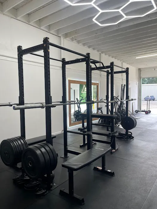 Live Well Fitness Picture 1