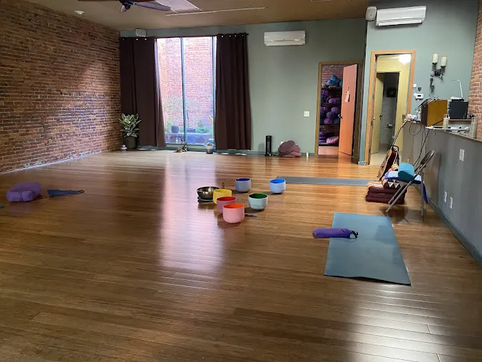Yoga On Yamhill Picture 7