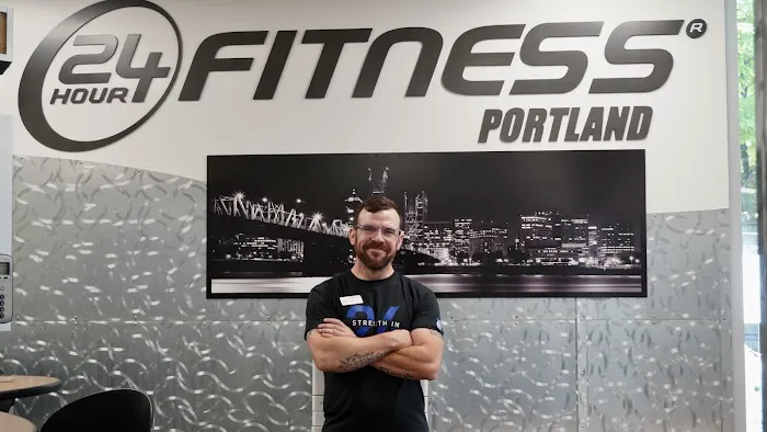 24 Hour Fitness Picture 6