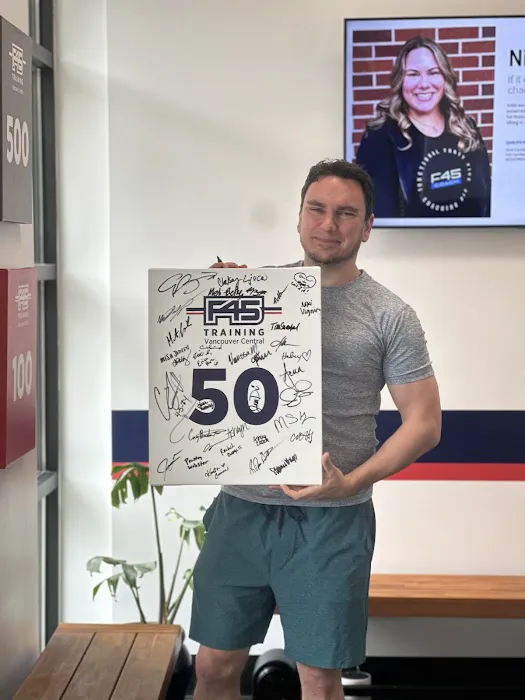 F45 Training Vancouver Central Picture 6