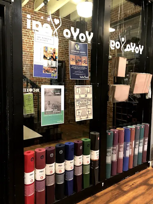 YoYoYogi Yoga Studio Picture 8