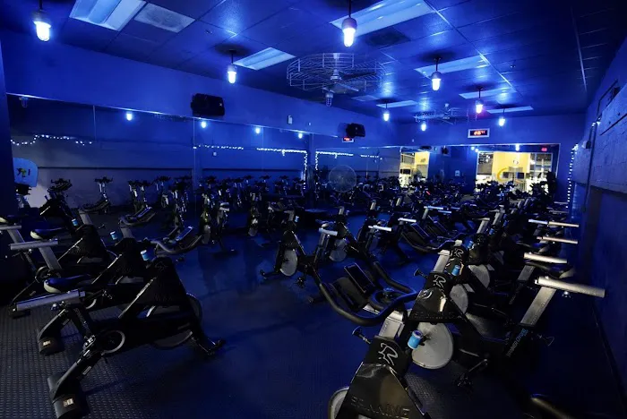 24 Hour Fitness Picture 8