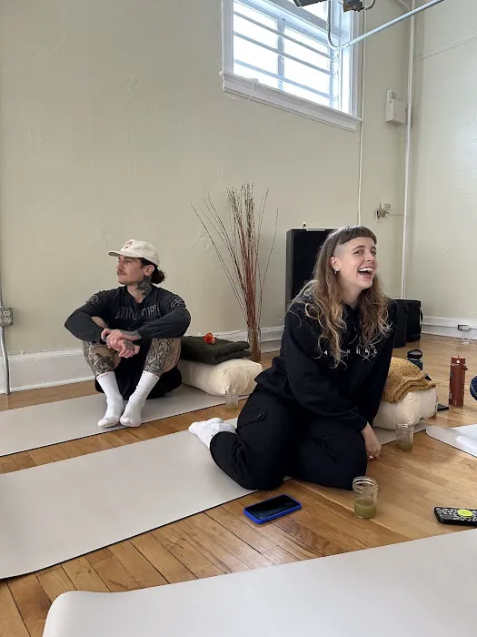 rhythms community studio Picture 2