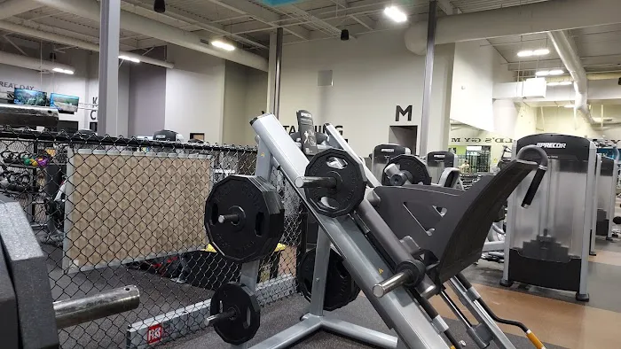 Gold's Gym Vancouver (Hazel Dell) Picture 8