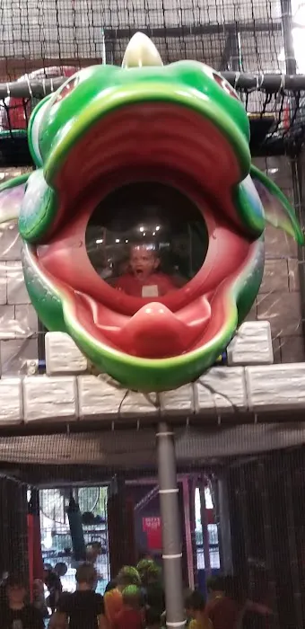 Pearl Courts Picture 2