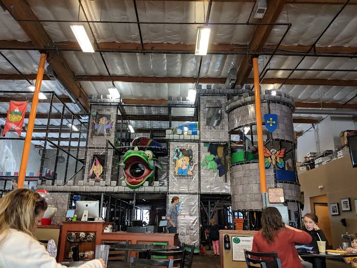 Pearl Courts Picture 4