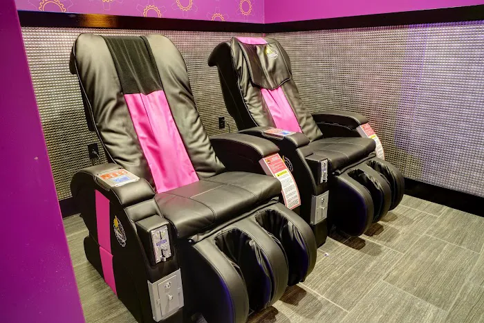 Planet Fitness Picture 6