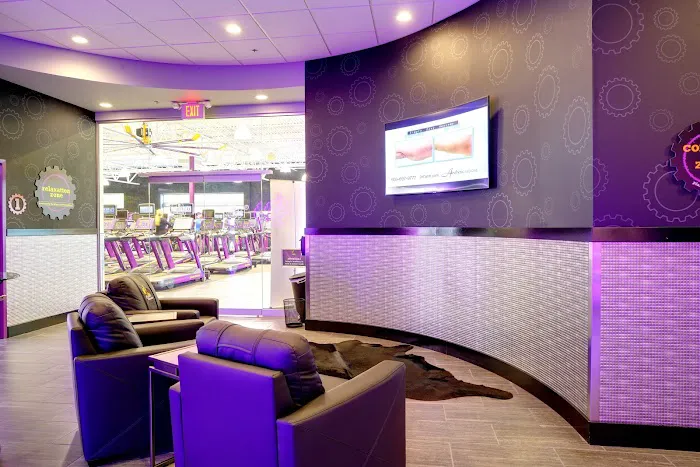 Planet Fitness Picture 1