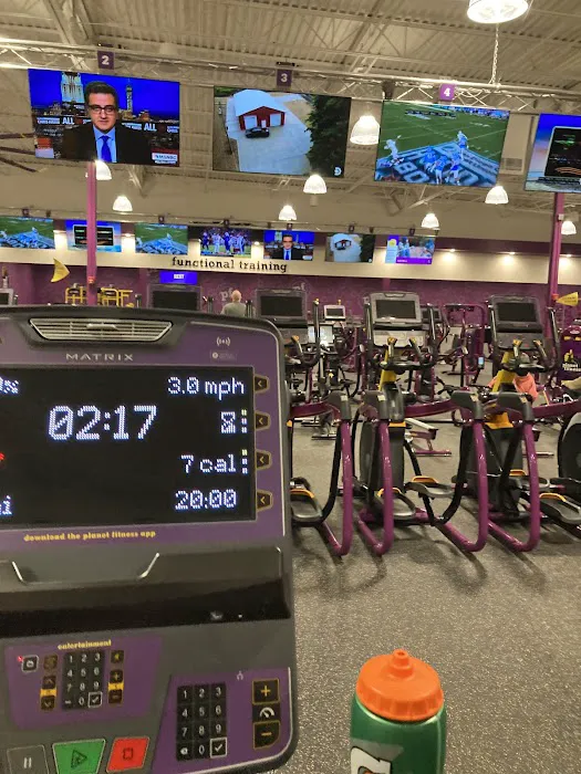Planet Fitness Picture 1