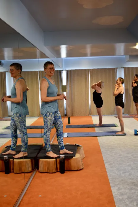 Mija Hot Yoga Picture 4