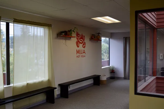 Mija Hot Yoga Picture 6