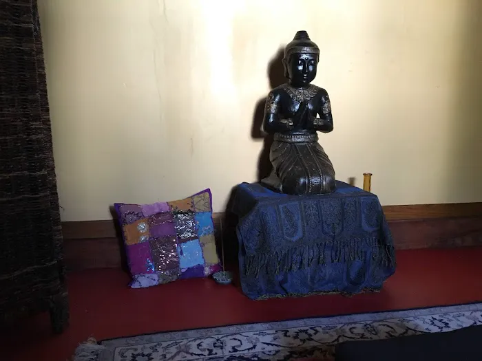 ShantiOm Yoga Picture 6