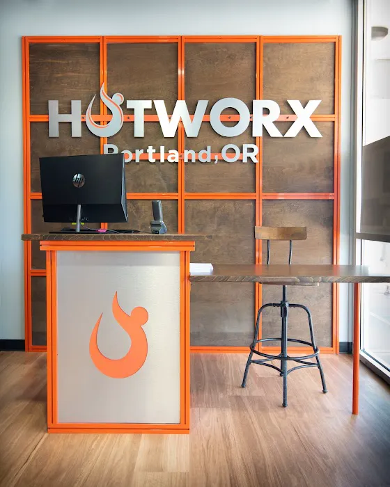 HOTWORX - Portland, OR - Washington Square Picture 4
