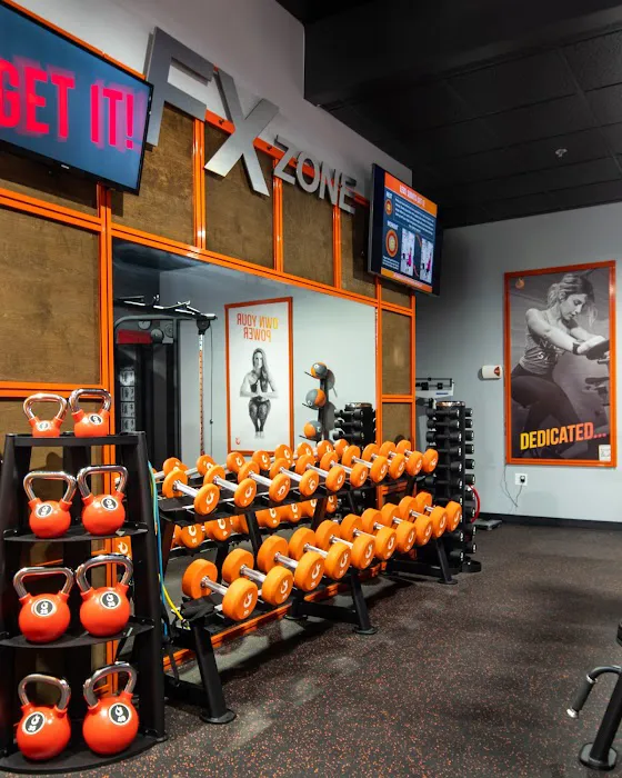 HOTWORX - Portland, OR - Washington Square Picture 8