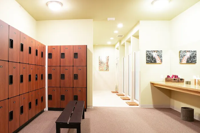 Sculpt Yoga Picture 4