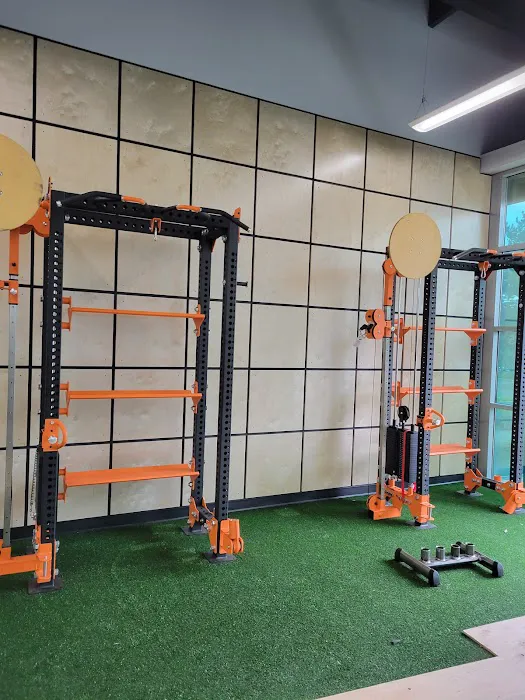 Gold's Gym Tigard Picture 6