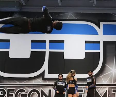 Oregon Dream Teams | Cheerleading and Tumbling Classes